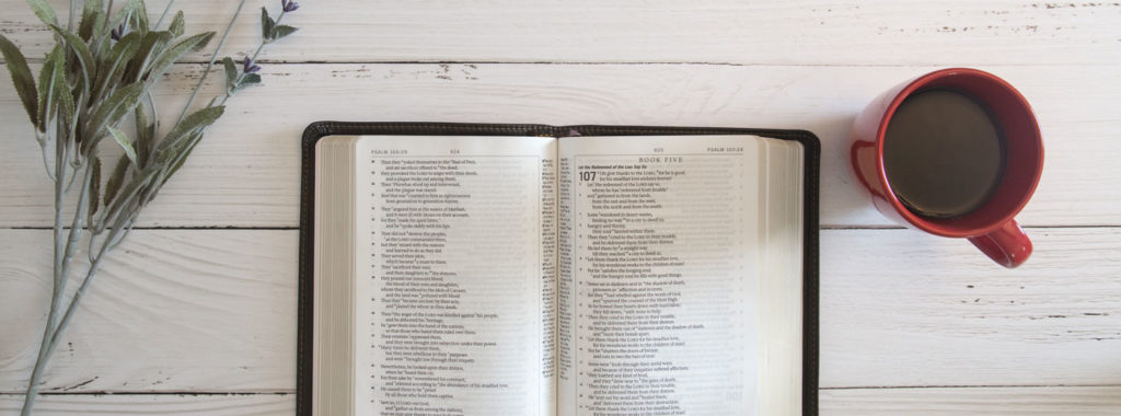 bible-study-on-wooden-table
